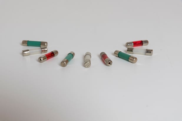 SLIM_double-capped_cylindrical_lamps
