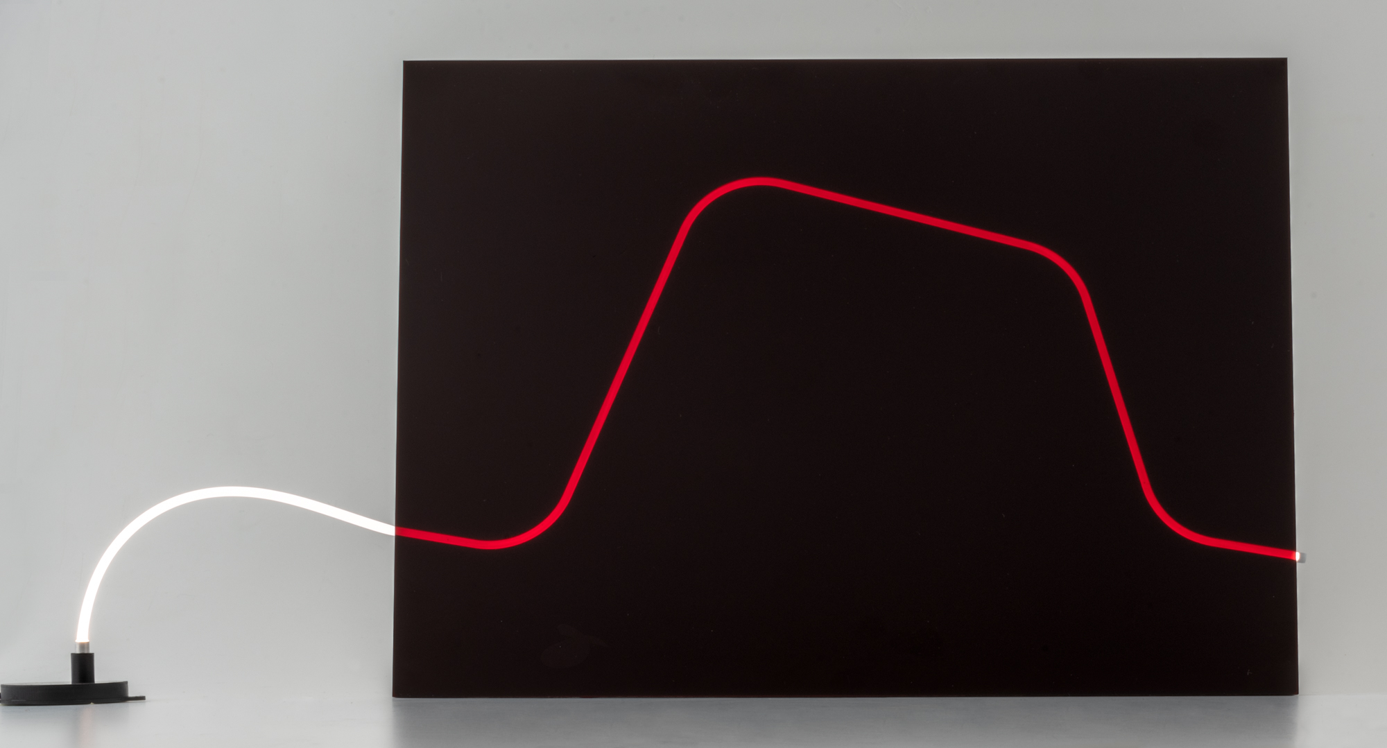 Optical fibre with light source